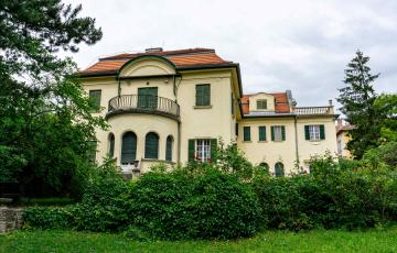 villa
